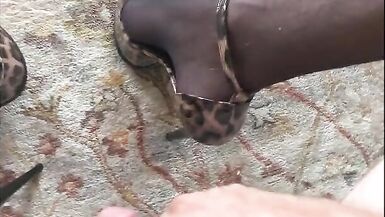 My stepmom's Mini skirt - 3 image