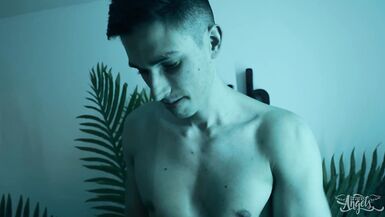 Dante Colle & Kane Fox Take Turns Drilling Stunning Daisy Taylor's Tight Asshole - TRANS ANGELS - 12 image