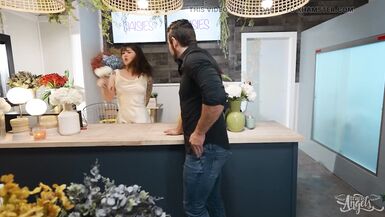 Dante Colle & Kane Fox Take Turns Drilling Stunning Daisy Taylor's Tight Asshole - TRANS ANGELS - 8 image