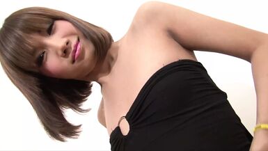 Handjob shemale cum: japanese t-girl