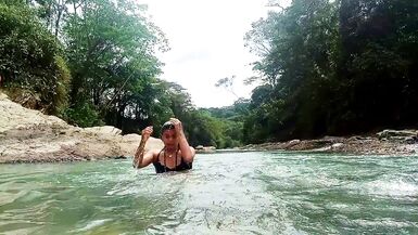 TS Angelique - Hard cum in a tropical river - 3 image