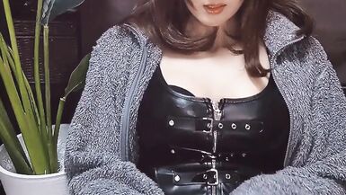 Individual shoot Video of a cute man with a cute cat ear - 12 image