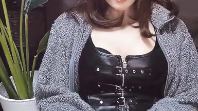 Individual shoot Video of a cute man with a cute cat ear - 9 image