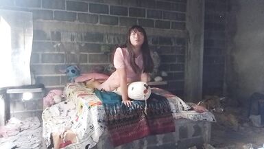 FN062 When the teacher finds something that he really likes - 10 image