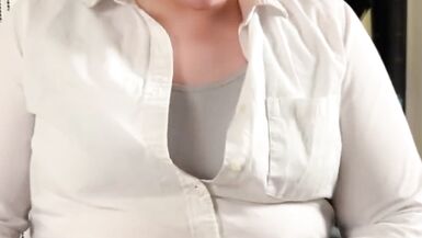 Office Fuck Up Gets Lucky With Shemale Boss Lady Janice Renee