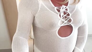 Amateur Crossdresser Kellycd2022 Sexy MILF on Holiday in White Seamless Pantyhose - 3 image