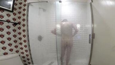 Kitty Kaash in the shower - 4 image