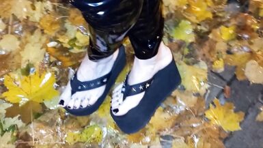 high platform thongs - 5 image