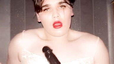 Love being a sissy need cock please - 5 image