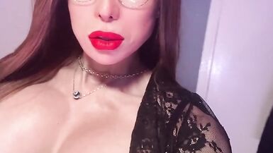 Trans Erika Schinaider