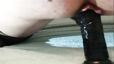 the expansion of the ass thanks to a big Dilto! - 13 image