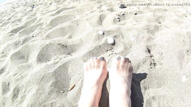 nude stocking at the public beach - 8 image