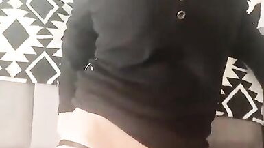 Serina Likes Show Her Small Penis - 6 image