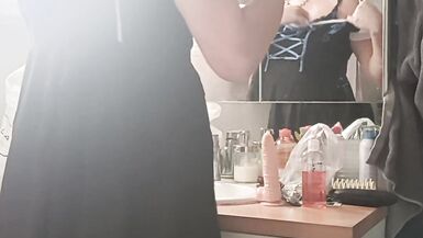 Patty oktoberfest waitress - 10 image