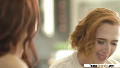 Shemale neighbors suck and anal bareback - 2 image