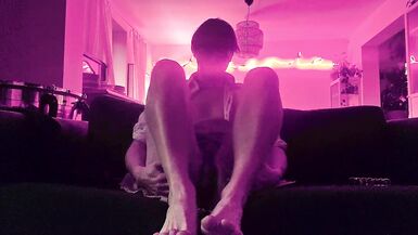 fem plays with her hole after party - 4 image