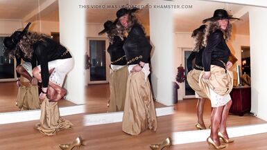 Very Ladylike (only pretending!) - cumshot in the bathtub - 10 image