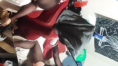 How Deep Can You Throat? - 14 image