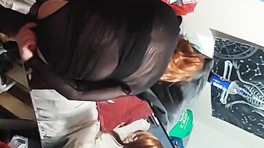 How Deep Can You Throat? - 6 image