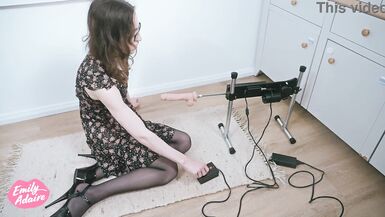 I came so hard! Emily VS Fuckmachine - 4 image