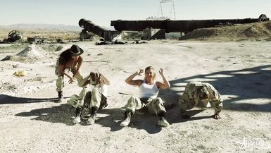 TRANS ANGELS - Jessy Dubai Needs A Double T-Girl 4some With Casey Kisses In The Dessert To Cool Off - 2 image