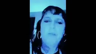 Deep throat a dildo like a pro trans women - 1 image