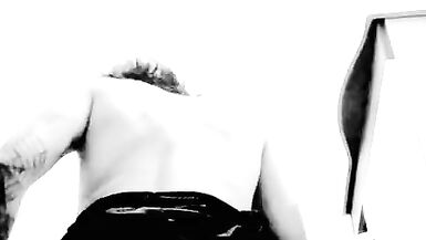 My heart is chaos and love - 11 image