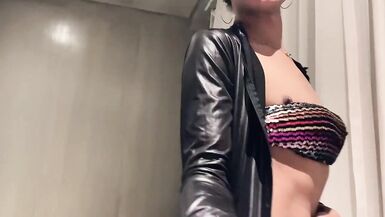 Brand new transvestite showing off for the camera and making a golden shower (golden shower) - 7 image