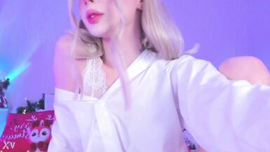 Sweet Eaton Wanking Her Small Cock and Balls