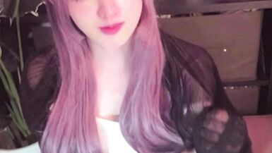 A video of a man's daughter masturbating while distributing a masturbator that is getting excited using a masturbator - 8 image