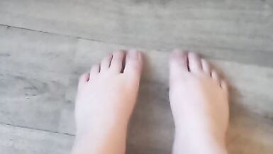 Very beautiful feet and toes - 13 image