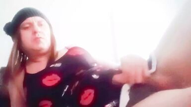 Marilyns tits are huge now - 1 image