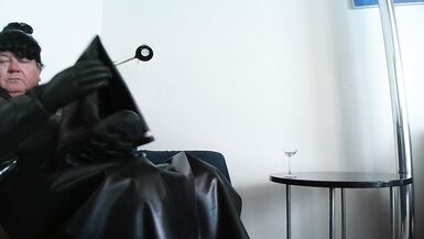 bizzare bessy apron drink piss big dildo riding wank on boot swallow - 4 image