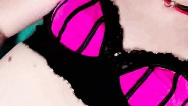 Victoria's play time as catgirl - 4 image