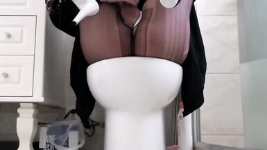 Blond crossdresser hellpunk_meow Masturbating in black stockings and high heels 2022-2 - 11 image