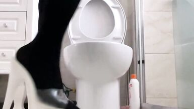 Blond crossdresser hellpunk_meow Masturbating in black stockings and high heels 2022-2 - 13 image