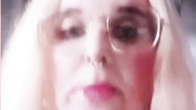 Ts whore Stefanie smoking a 120mm cigarette - 12 image