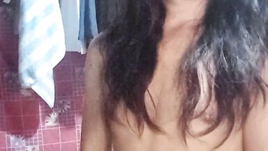 It's Very Hard for Reyna to Fuck Daddy Anywhere