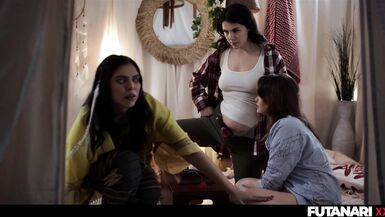 FUTA Gender Transformation - Milf Valentina Nappi Fucks Alice Peachy Raw With Her Huge Dick TRAILER - 5 image