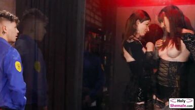 Shemales come to life and bareback guard - 2 image