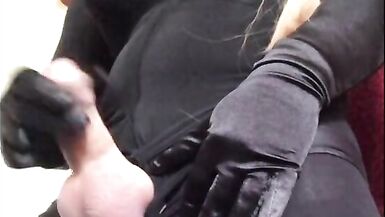 Shooting a big load with big tits - 4 image