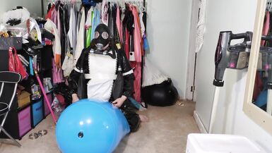 Heavy PVC Gasmask Breathplay and Vibrator Inflatable Hump - 6 image
