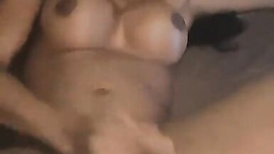 MICHELLY APRE IL BEL CULONE