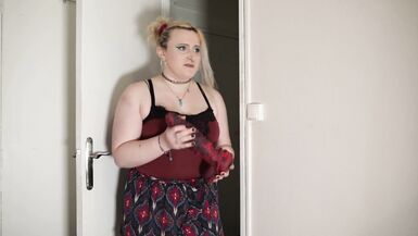 I prepare Yolona for anal fisting - 3 image