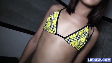 Inexperienced Ladyboy Fah Fucked Bareback - 2 image