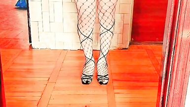 Hot Dressed Sexy Ladyboy Crossdresser Shemale Princess - 7 image