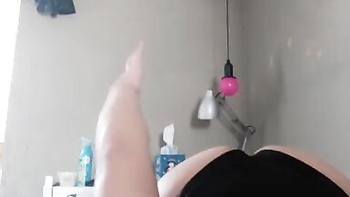 Latina Tranny teasingly shakes booty~ - 15 image