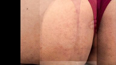 Shemale muestra su culo en tanga roja - AnaLuu10