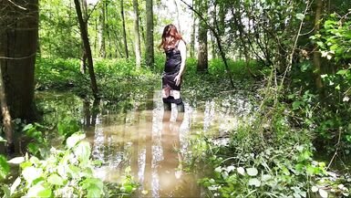 Exit after floods. I almost got caught . I was so excited that I had to finish with a cumshot. - 4 image