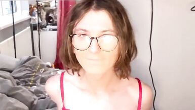 Cute teen trans girl fucks herself with vibrator - 5 image